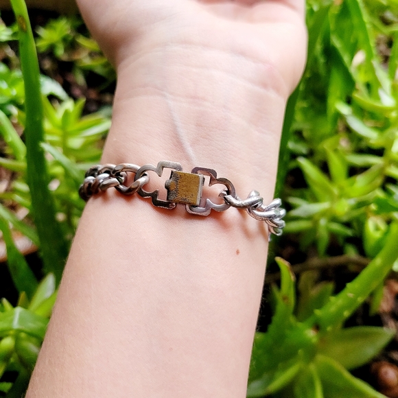 Vintage Ferex Dainty Silver & Navy Classic Chain Watch - Picture 10 of 10